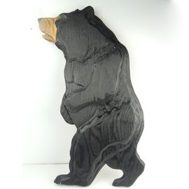 가정 벽 훈장에 의하여 새겨지는 나무로 되는 곰 동상, 나무로 되는 정원 동상